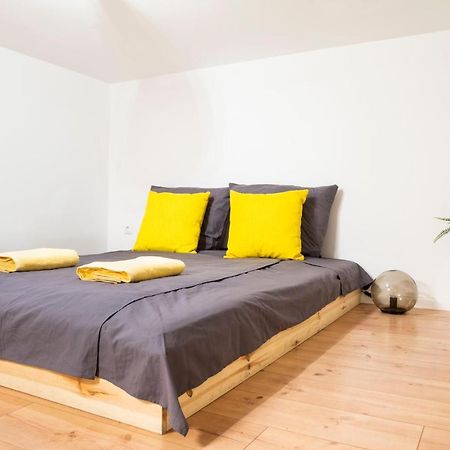 Ll Modern Dream With Ac&High Ceilings 3 Bedrooms Berlín Exterior foto