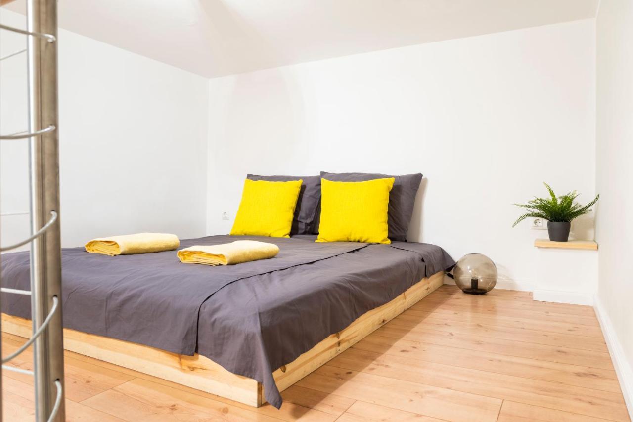 Ll Modern Dream With Ac&High Ceilings 3 Bedrooms Berlín Exterior foto