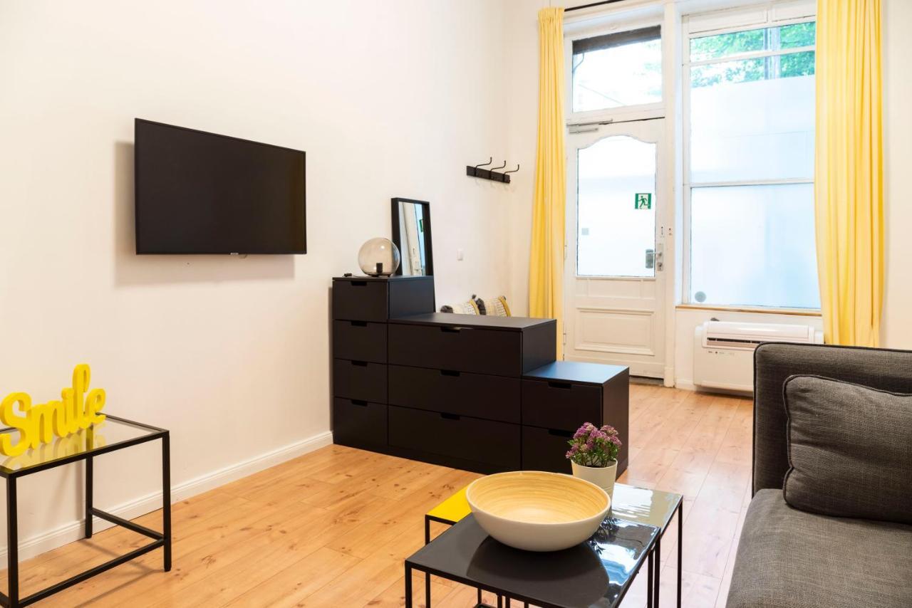 Ll Modern Dream With Ac&High Ceilings 3 Bedrooms Berlín Exterior foto